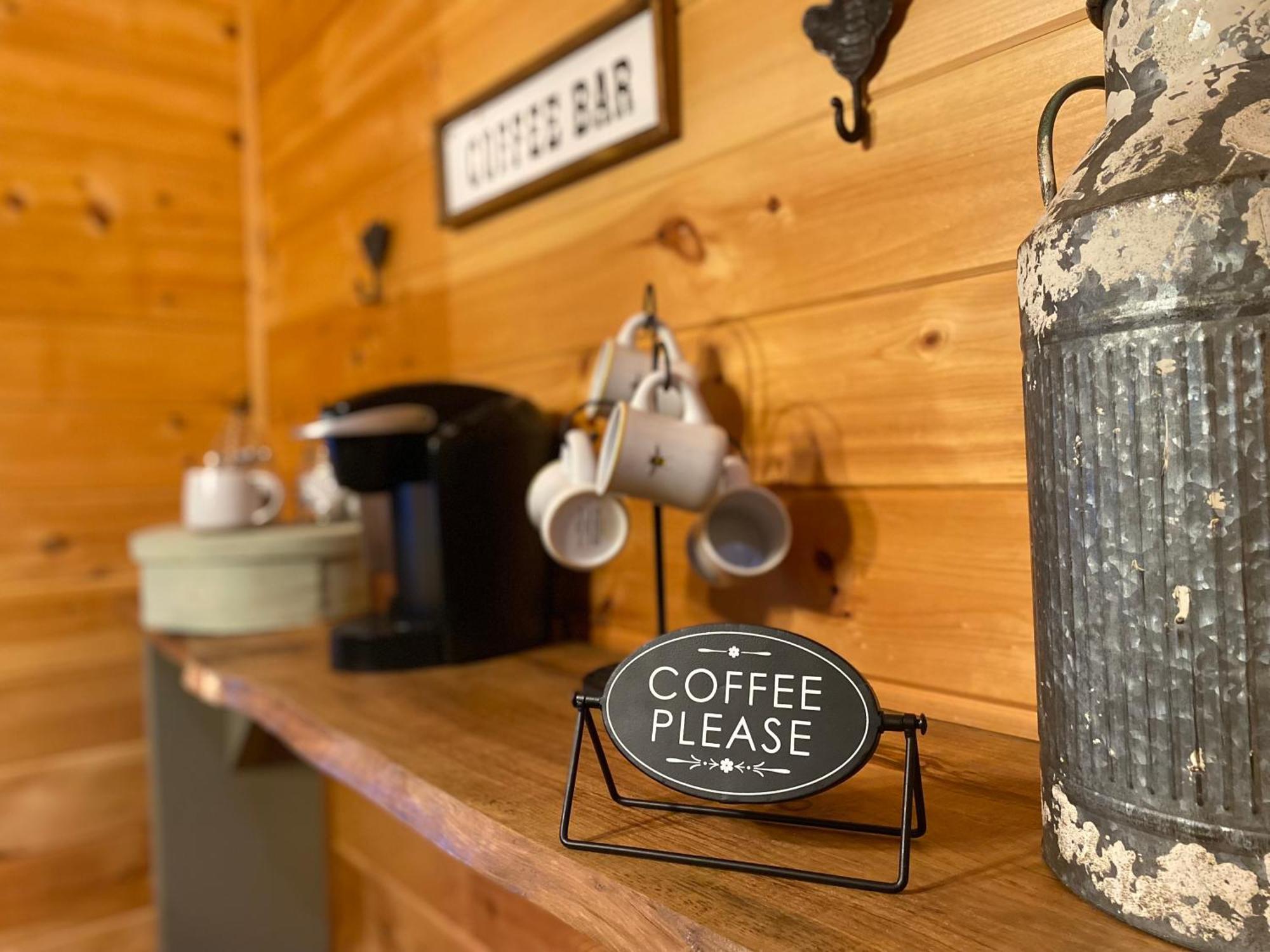 Willa The Cozy Lazy Laurel With Year-Round Mountain Views, Hot Tub, Fire Pit Cherry Log Zewnętrze zdjęcie