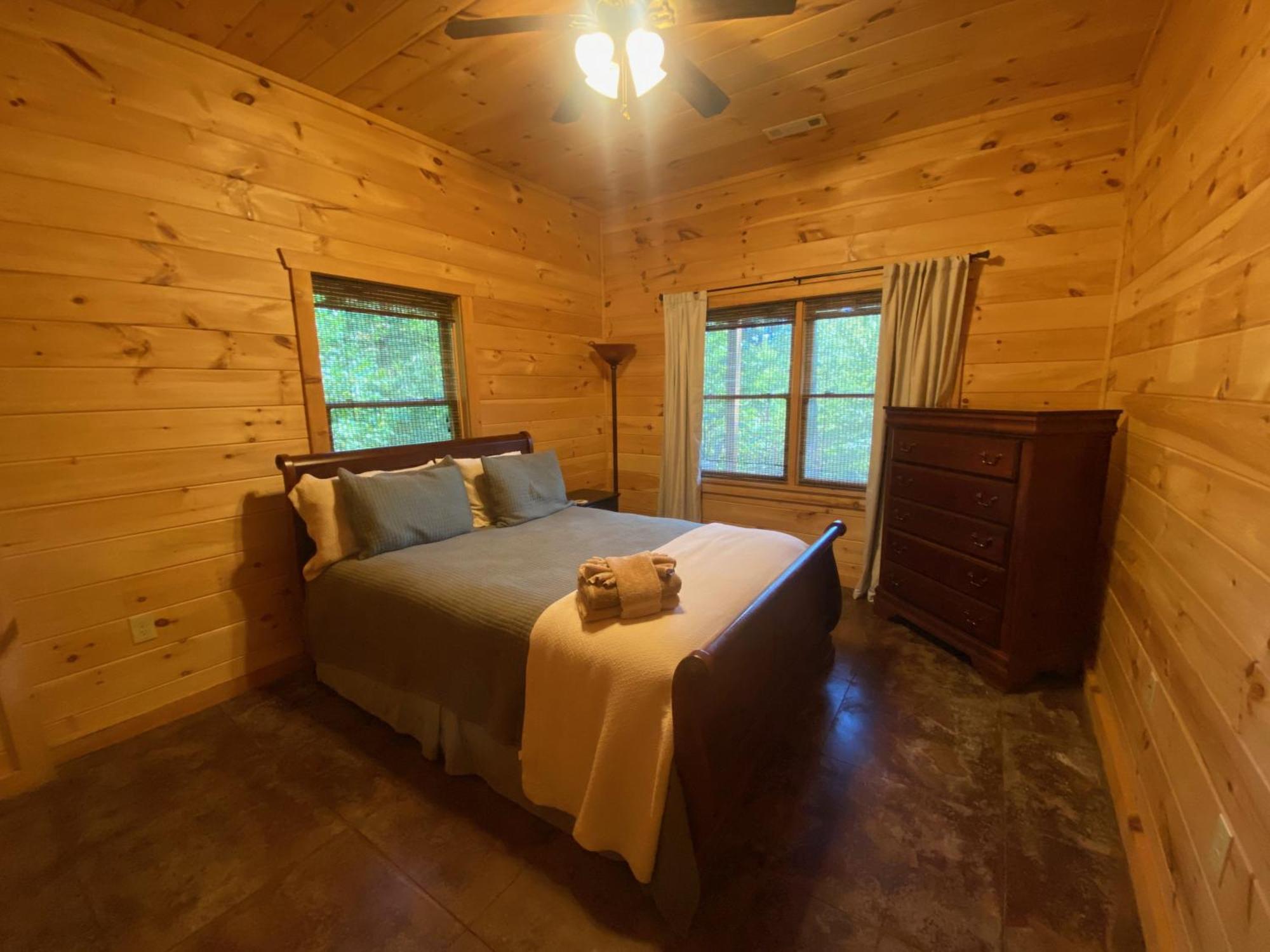 Willa The Cozy Lazy Laurel With Year-Round Mountain Views, Hot Tub, Fire Pit Cherry Log Zewnętrze zdjęcie